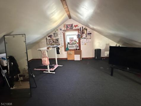 85 Laventhal Avenue Irvington NJ 07111