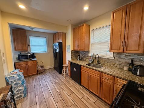 85 Laventhal Avenue Irvington NJ 07111
