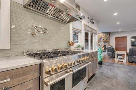 235 Long View Union Grove Bedminster NJ 07931