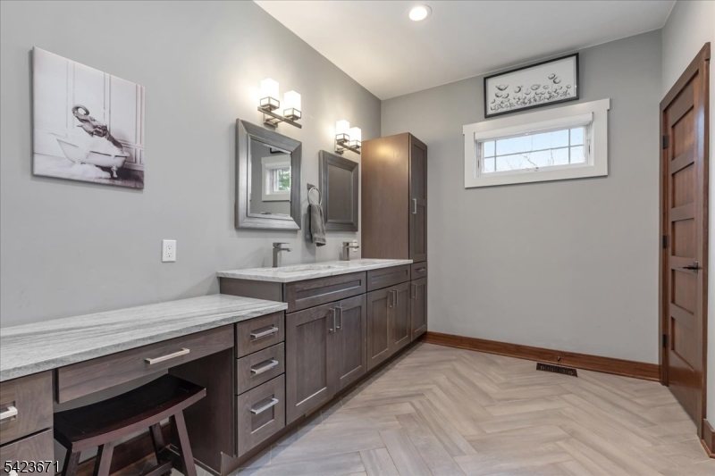 235 Longview Road Bedminster NJ 07931
