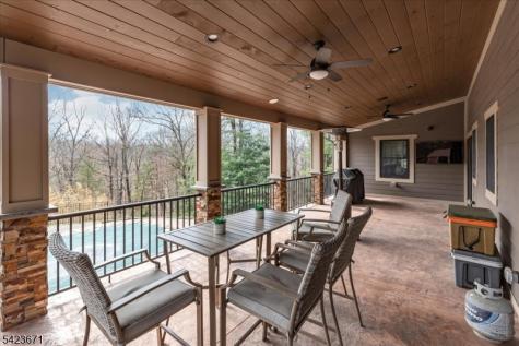 235 Long View Union Grove Bedminster NJ 07931