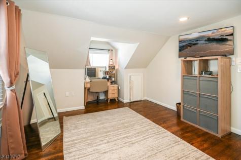 19 Glendale Street Nutley NJ 07110