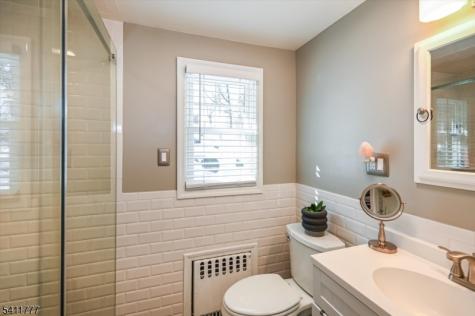 19 Glendale Street Nutley NJ 07110
