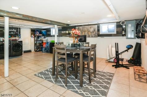 19 Glendale Street Nutley NJ 07110