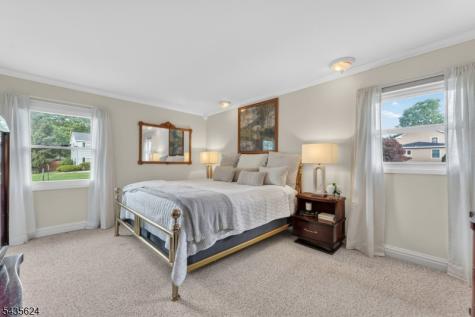 117 Idolstone Lane Aberdeen NJ 07747