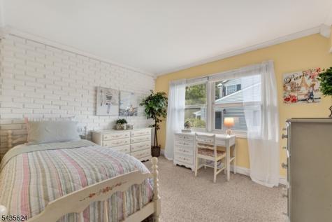 117 Idolstone Lane Aberdeen NJ 07747