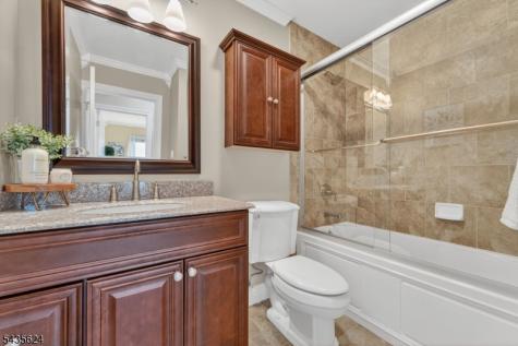 117 Idolstone Lane Aberdeen NJ 07747