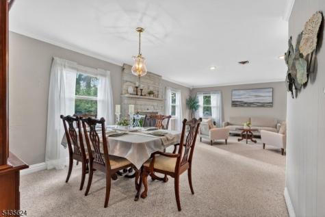 117 Idolstone Lane Aberdeen NJ 07747