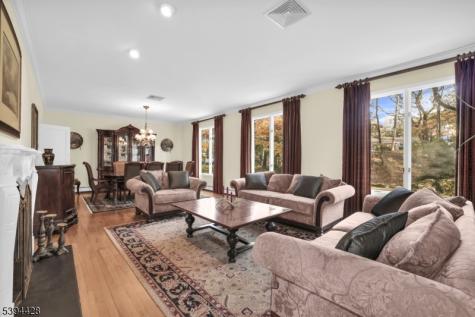 738 Ridge Road Kinnelon NJ 07405