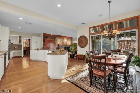 738 Ridge Road Kinnelon NJ 07405