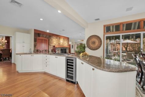 738 Ridge Road Kinnelon NJ 07405