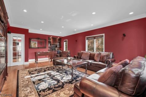 738 Ridge Road Kinnelon NJ 07405