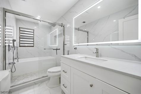 55 17TH Avenue Elmwood Park NJ 07407