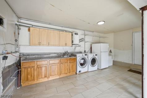 55 17TH Avenue Elmwood Park NJ 07407