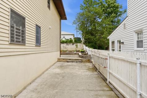 55 17TH Avenue Elmwood Park NJ 07407