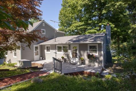 915 Plymouth Lake Drive Stillwater NJ 07860