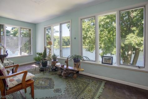 915 Plymouth Lake Drive Stillwater NJ 07860