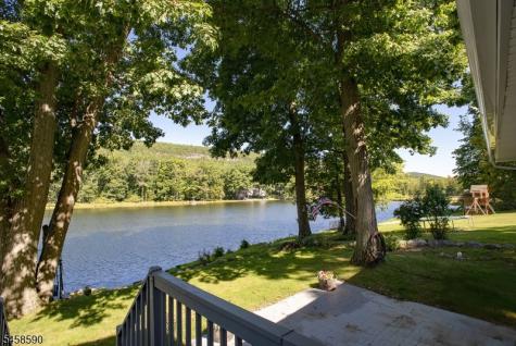 915 Plymouth Lake Drive Stillwater NJ 07860
