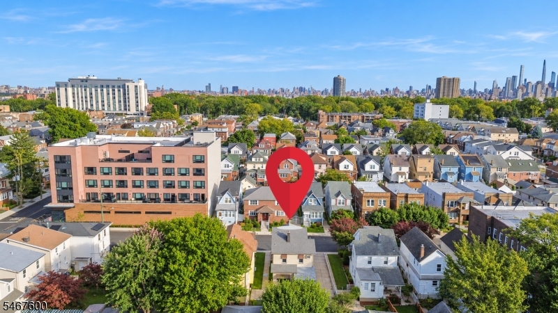 8315 4TH Avenue North Bergen NJ 07047