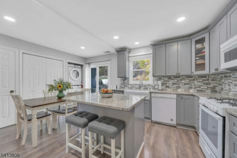 39 Delaware Road West Milford NJ 07421