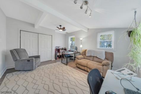 39 Delaware Road West Milford NJ 07421
