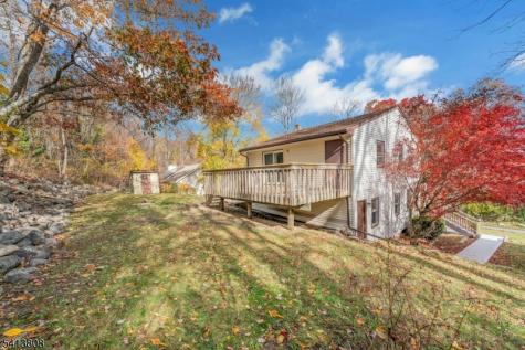 39 Delaware Road West Milford NJ 07421