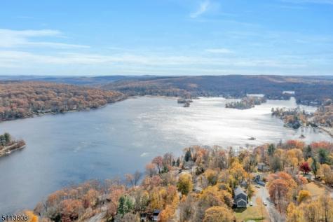 39 Delaware Road West Milford NJ 07421