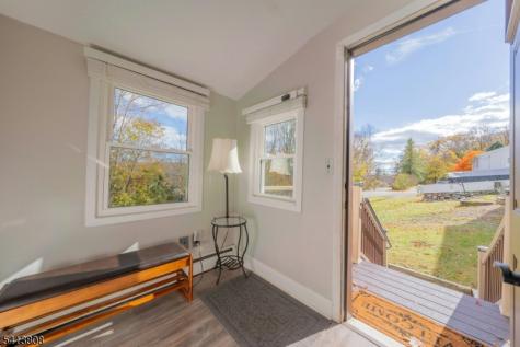 39 Delaware Road West Milford NJ 07421