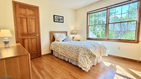 26 Poling Farm Court Montgomery NJ 08502