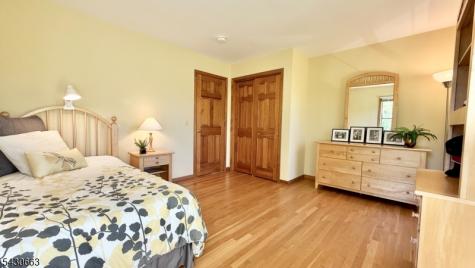 26 Poling Farm Court Montgomery NJ 08502
