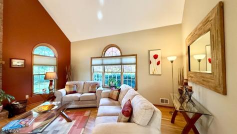 26 Poling Farm Court Montgomery NJ 08502