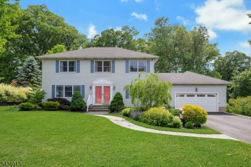 29 Sandra Lane Randolph NJ 07869