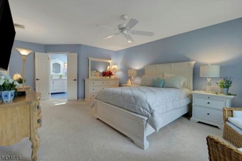29 Sandra Lane Randolph NJ 07869