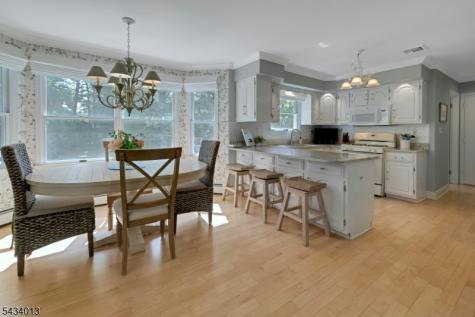 29 Sandra Lane Randolph NJ 07869