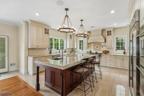 2 Arianna Court East Hanover NJ 07936