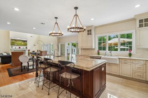 2 Arianna Court East Hanover NJ 07936