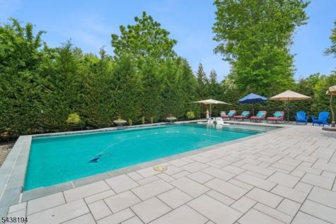 2 Arianna Court East Hanover NJ 07936