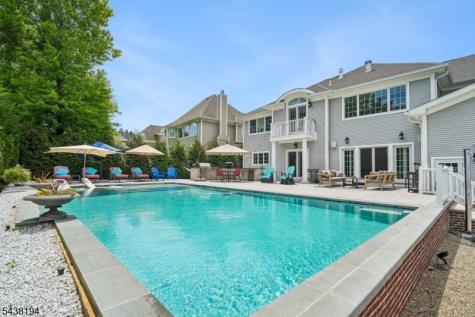 2 Arianna Court East Hanover NJ 07936
