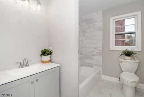 13 Hanover Road East Hanover NJ 07936