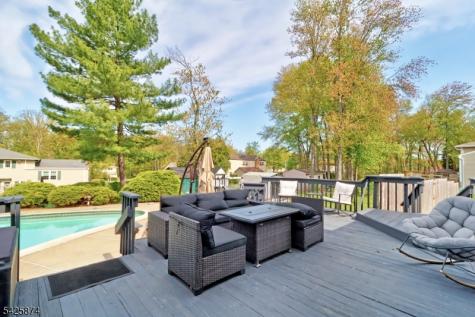 13 Hanover Road East Hanover NJ 07936