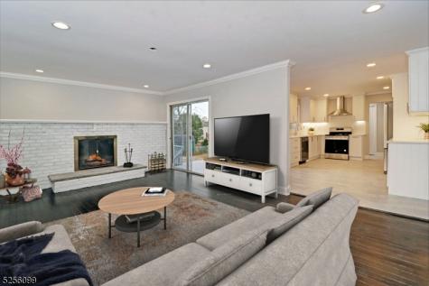 13 Hanover Road East Hanover NJ 07936