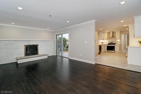 13 Hanover Road East Hanover NJ 07936