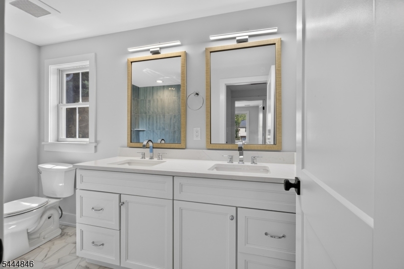 2240 Evergreen Avenue Scotch Plains NJ 07076