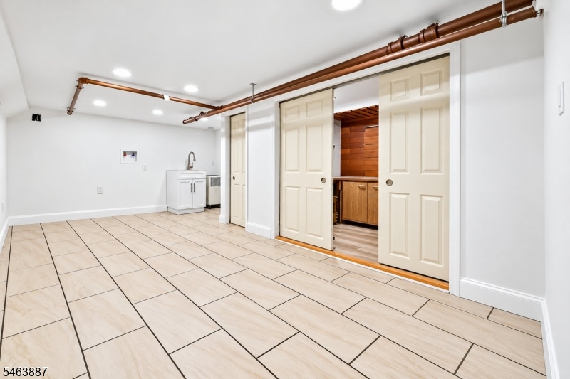 279 Winans Avenue Hillside NJ 07205