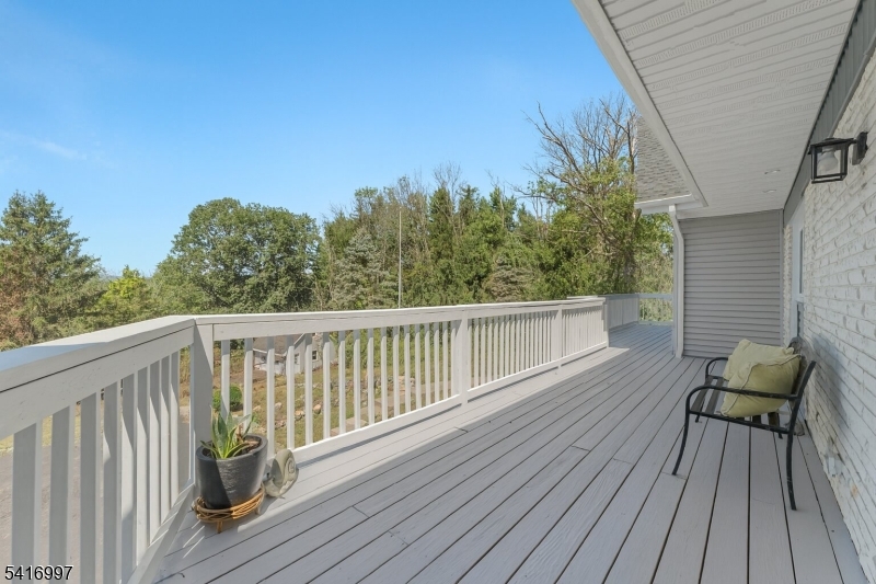 2 Rossi Drive Clinton NJ 08809
