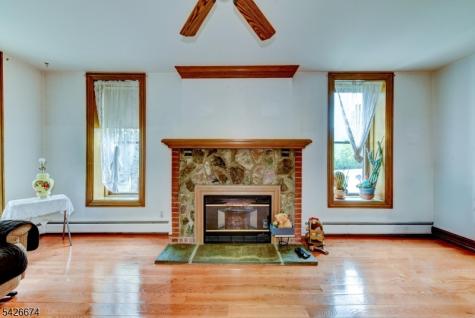 273 French Hill Road Wayne NJ 07470