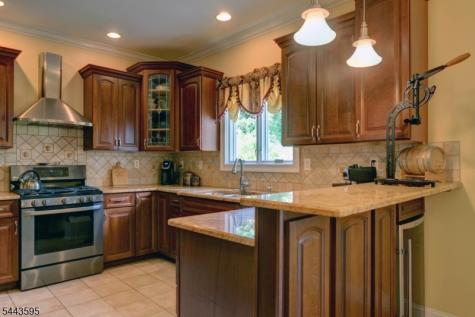 66 Boulevard Pequannock NJ 07440