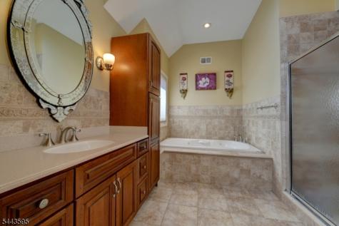 66 Boulevard Pequannock NJ 07440