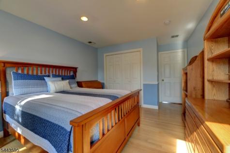 66 Boulevard Pequannock NJ 07440