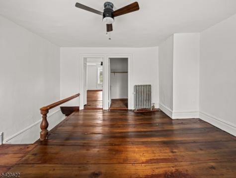 19 E Mill Road Washington NJ 07853